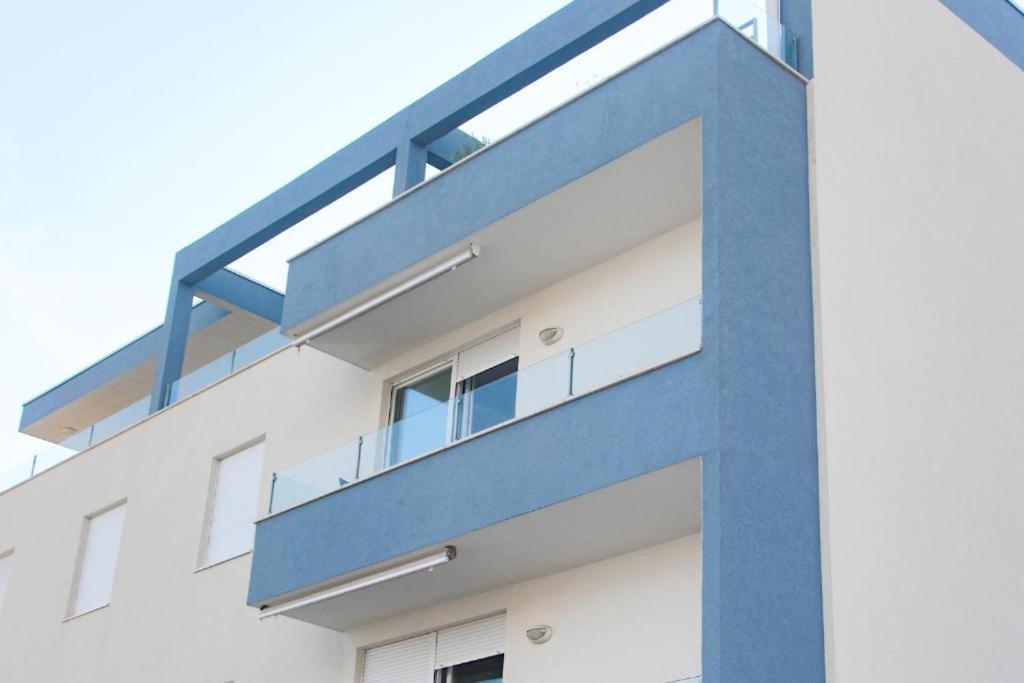 Apartments Kamelija スプリト 部屋 写真