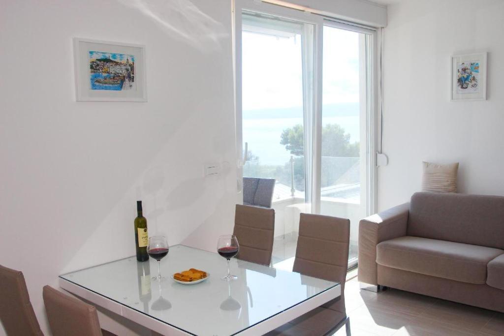 Apartments Kamelija スプリト 部屋 写真