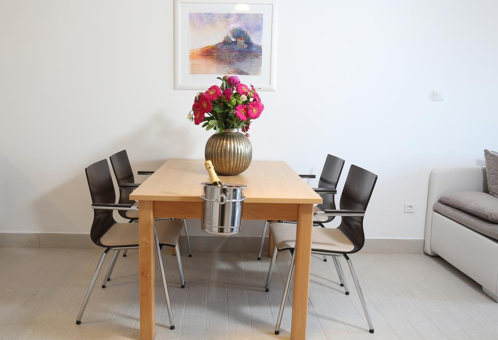 Apartments Kamelija スプリト 部屋 写真