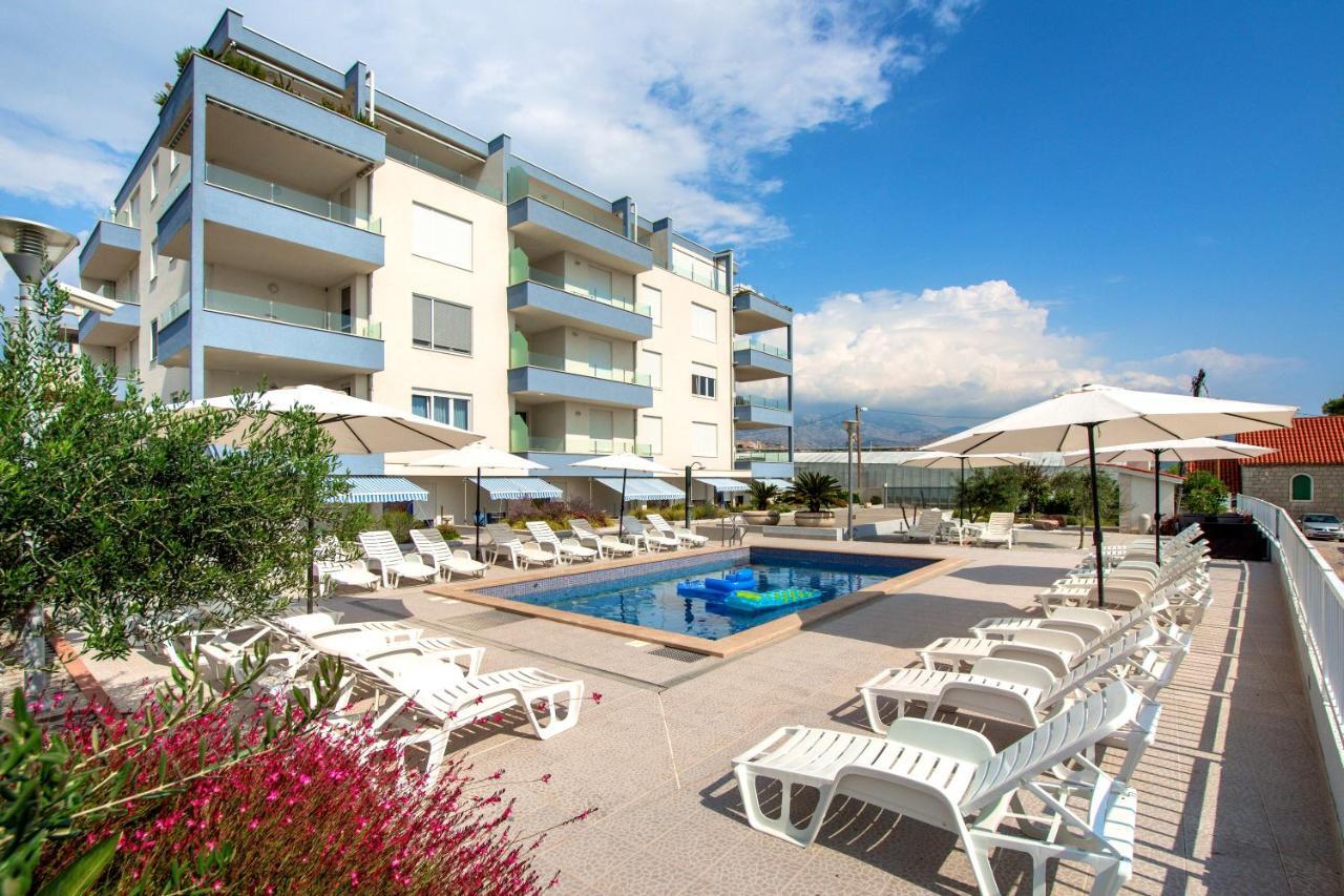 Apartments Kamelija スプリト エクステリア 写真